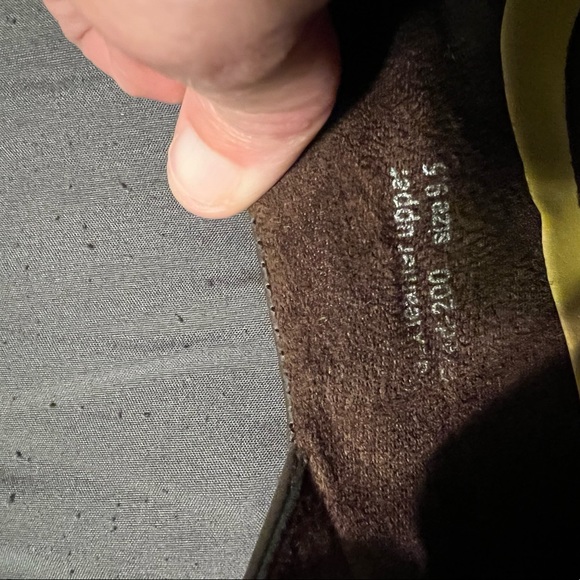 Mens shoes - Picture 4 of 4